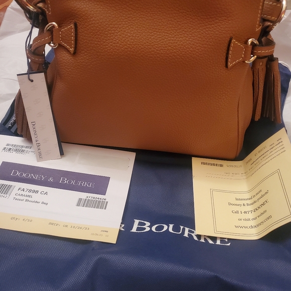 NWT Dooney &Bourke tassel shoulder bag - Picture 7 of 11